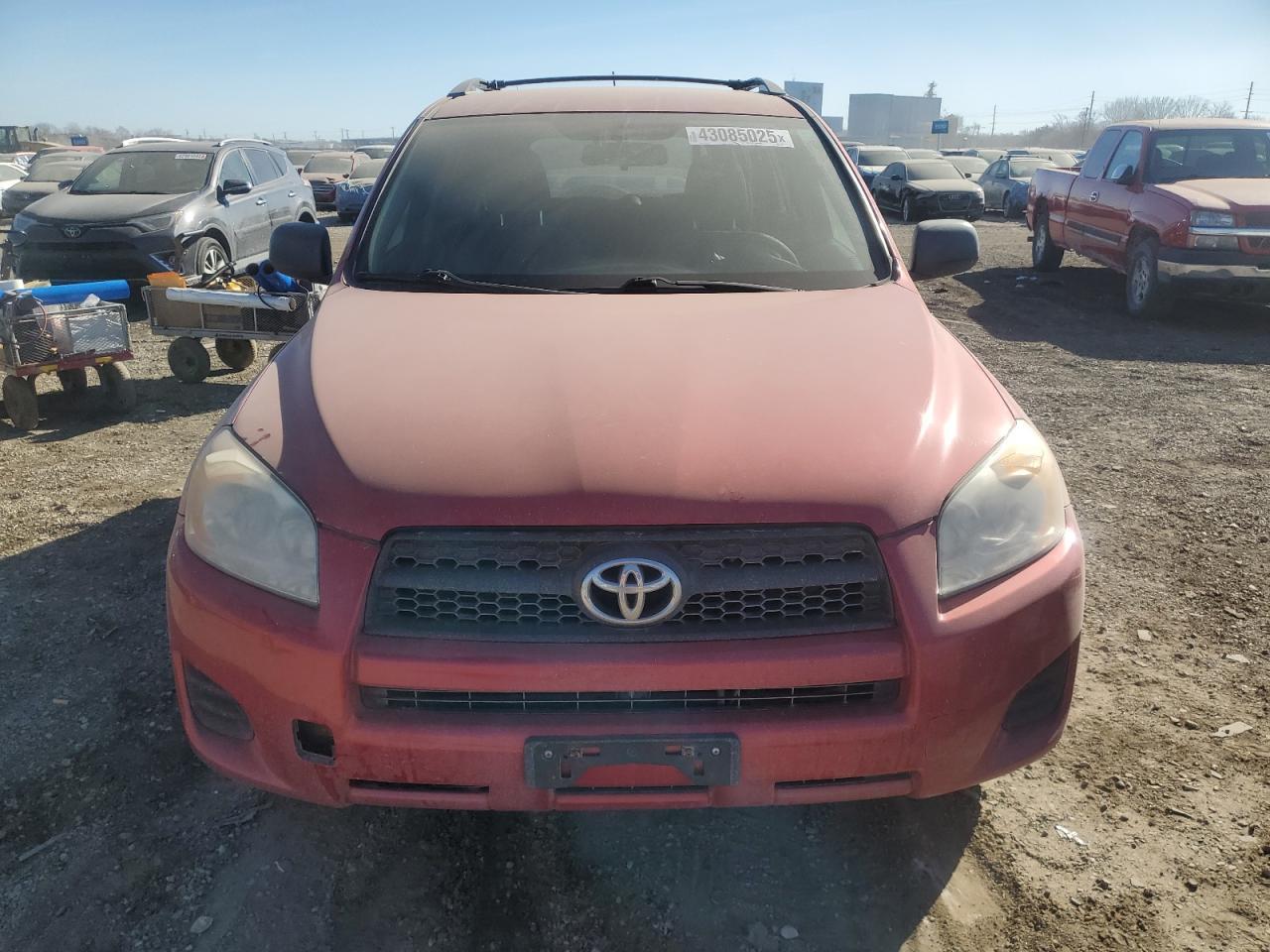 2011 TOYOTA RAV4 - Image 5