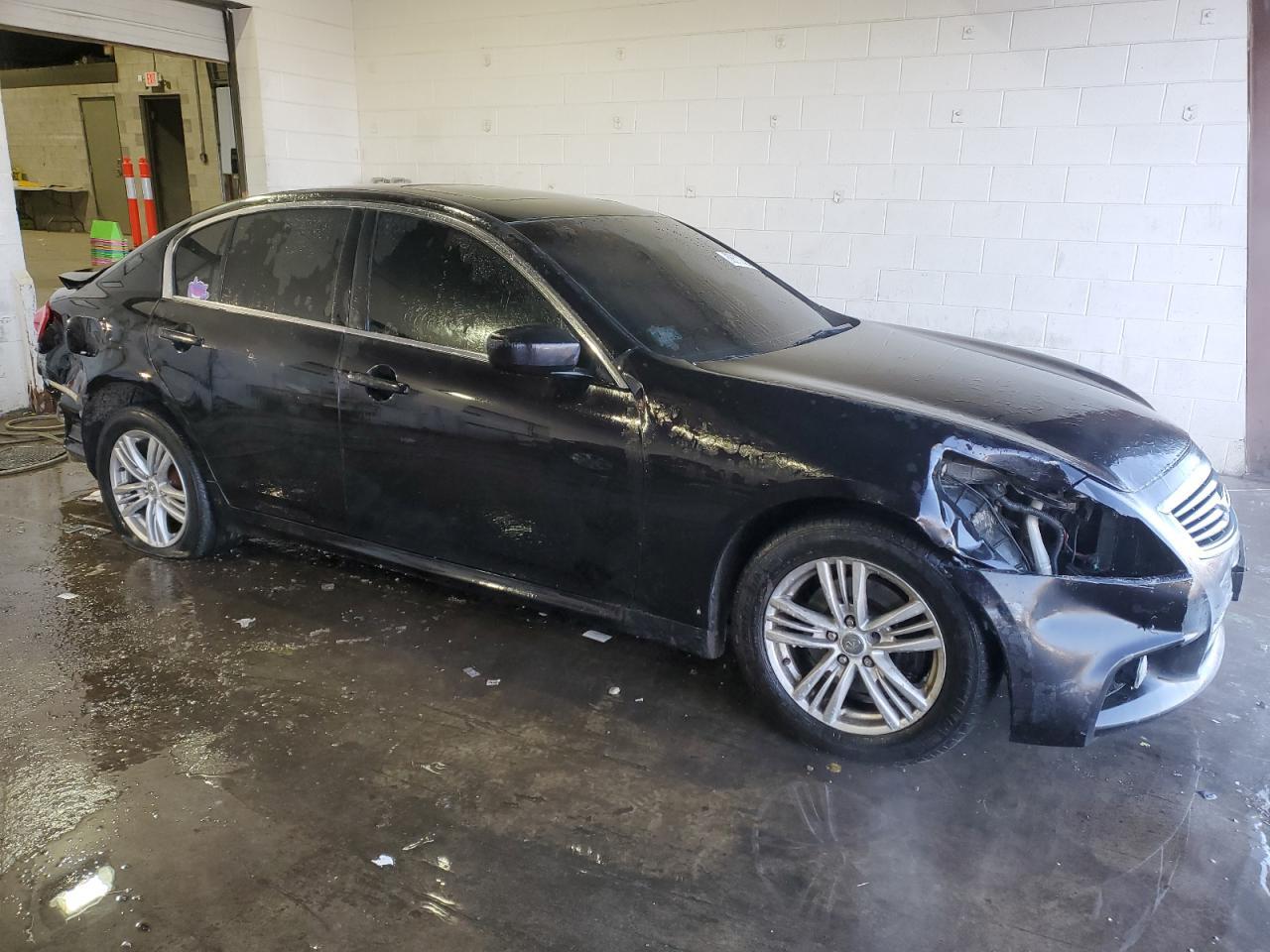 2012 INFINITI G37 - Image 4