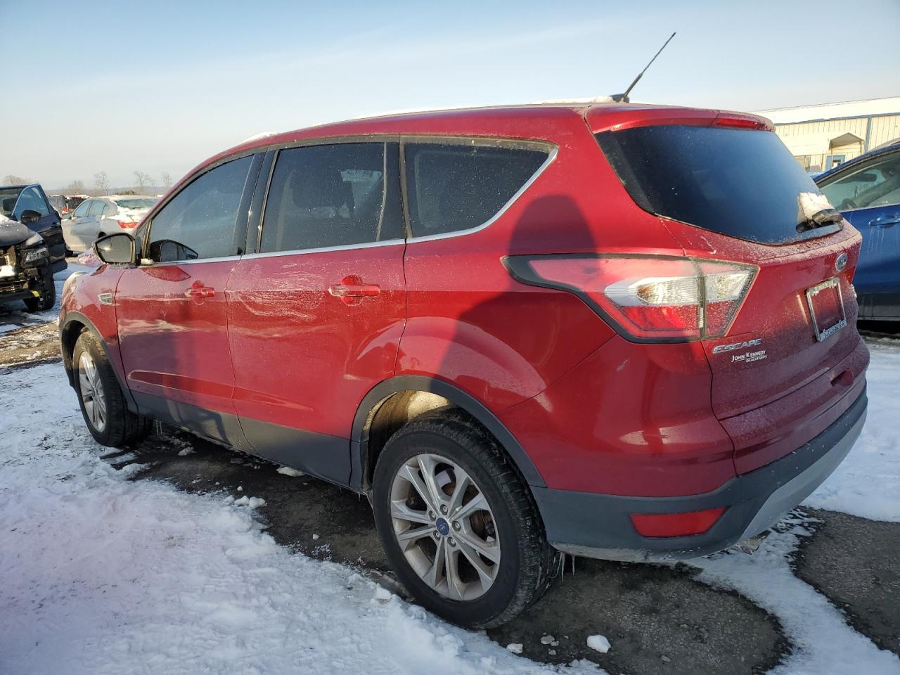 2017 FORD ESCAPE SE - Image 2