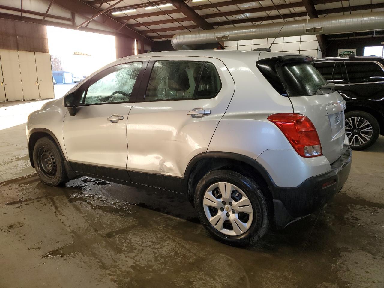 2015 CHEVROLET TRAX LS - Фото 2