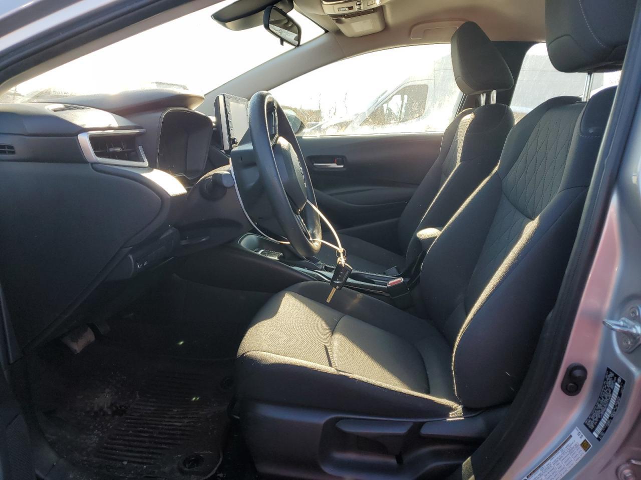 2021 TOYOTA COROLLA LE - Фото 7