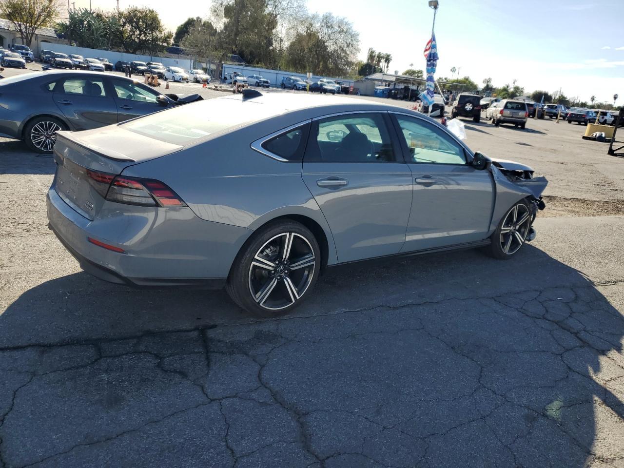 2023 HONDA ACCORD HYB - Image 3