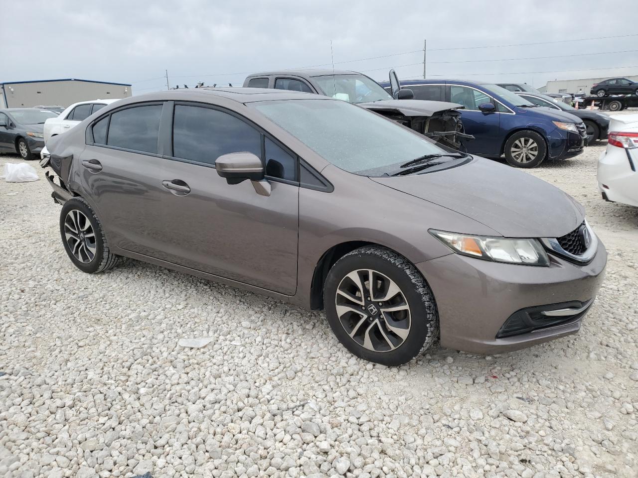 2013 HONDA CIVIC LX - Image 4