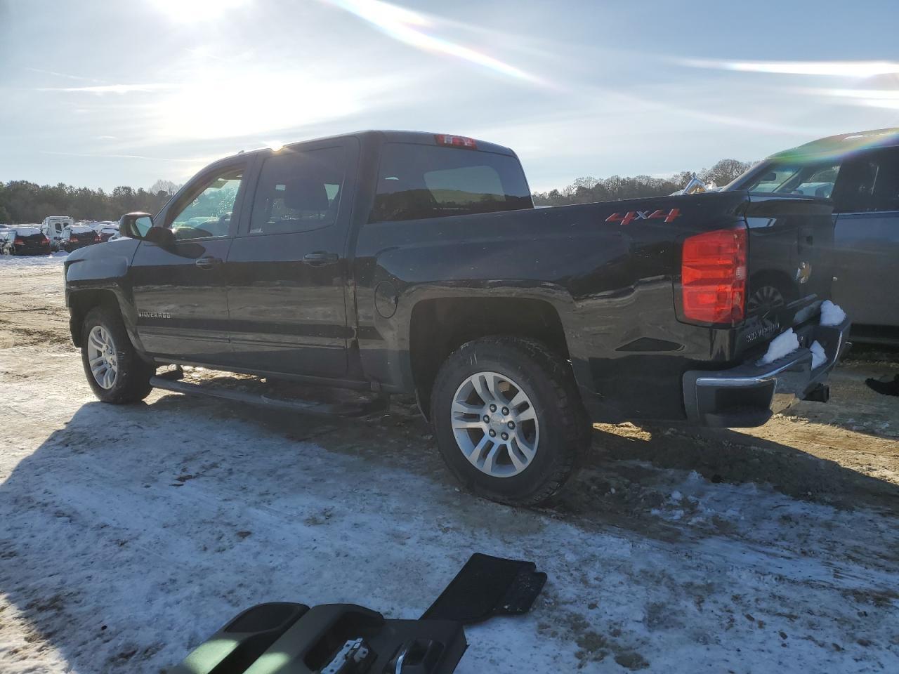 2018 CHEVROLET SILVERADO - Image 2