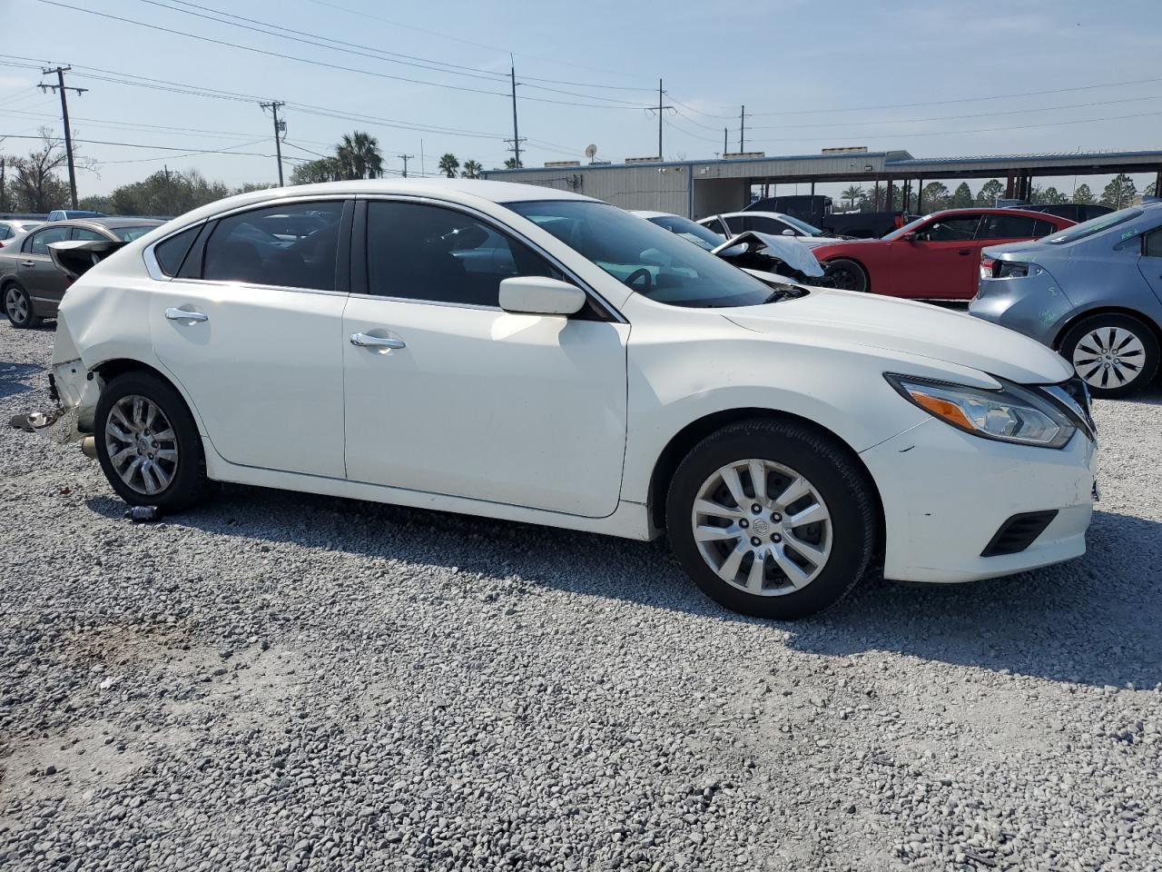 2016 NISSAN ALTIMA 2.5 - Фото 4