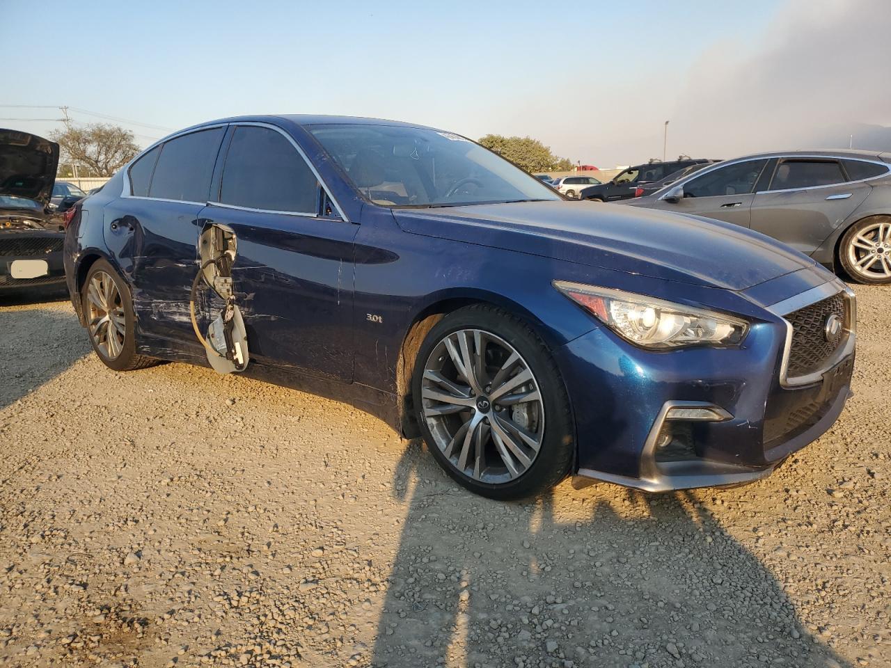 2018 INFINITI Q50 LUXE - Фото 4