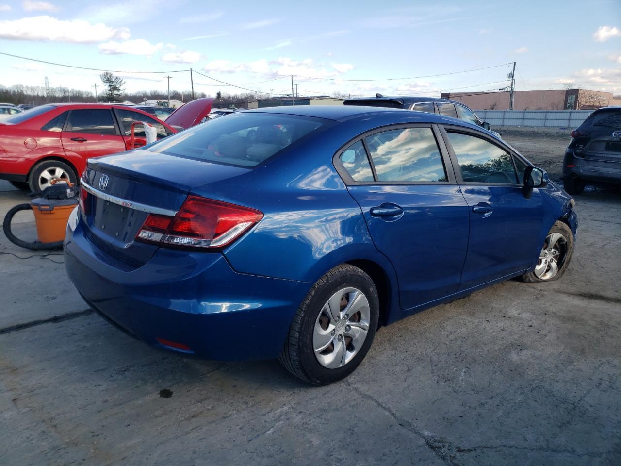 2013 HONDA CIVIC LX - Фото 3