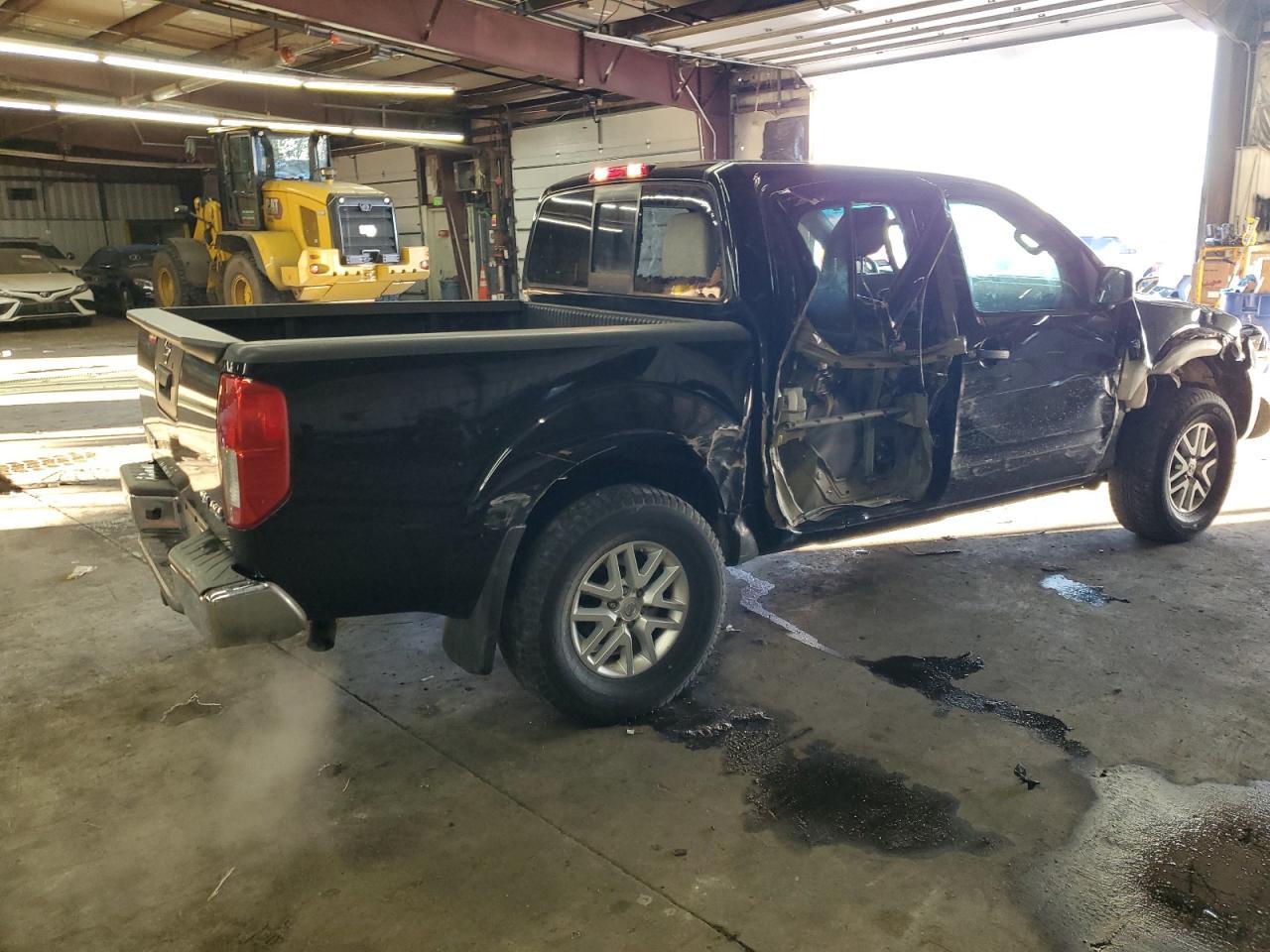 2017 NISSAN FRONTIER S - Фото 3