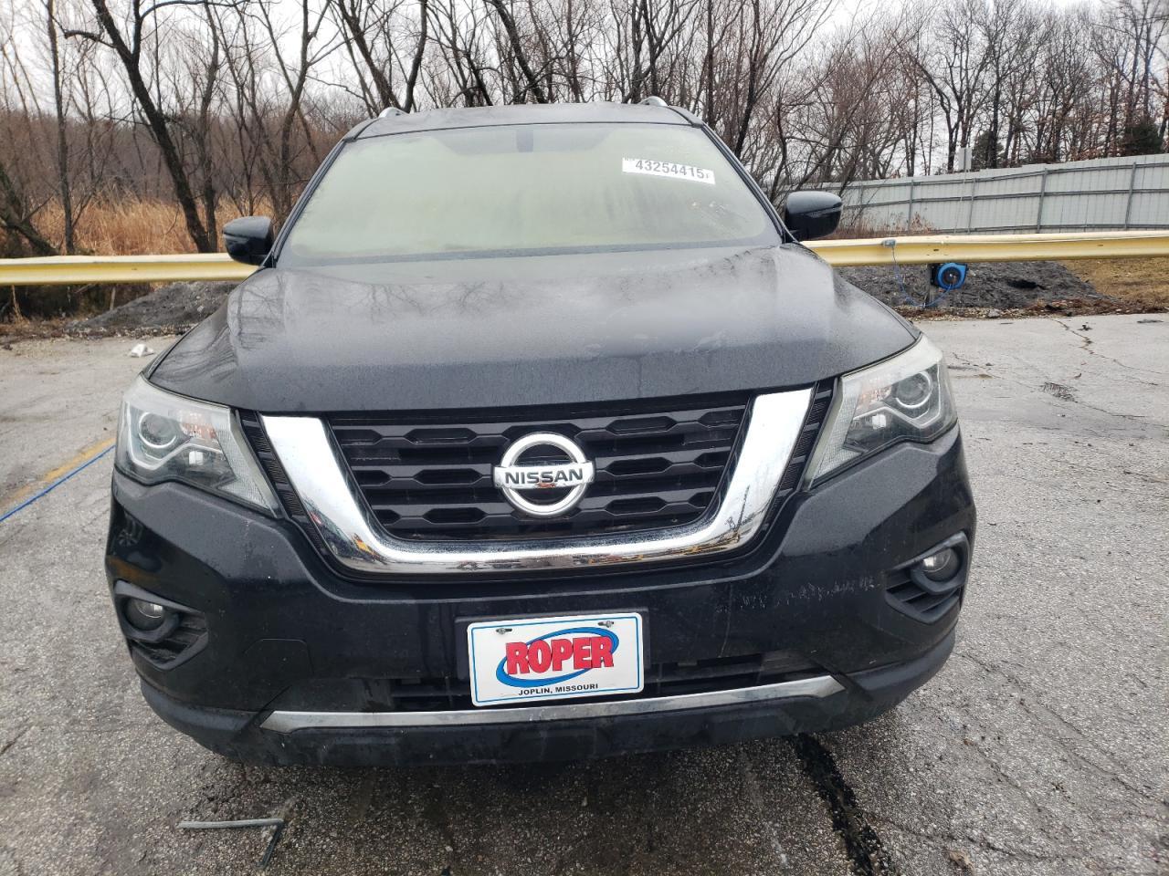 2018 NISSAN PATHFINDER - Фото 5
