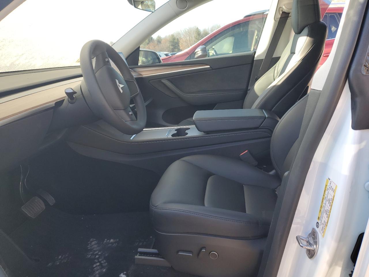 2024 TESLA MODEL Y - Фото 7