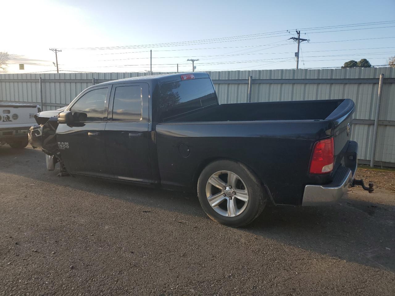 2020 RAM 1500 CLASS - Image 2