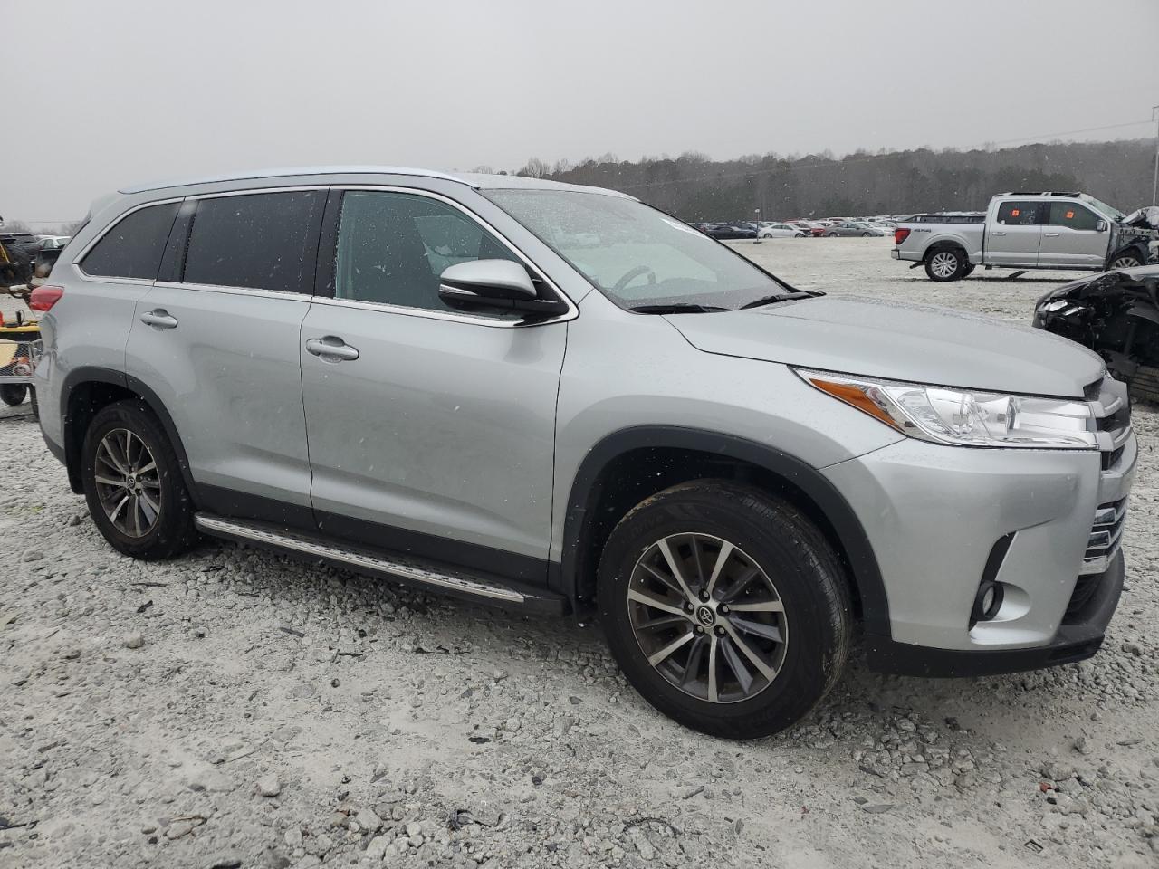 2019 TOYOTA HIGHLANDER - Image 4