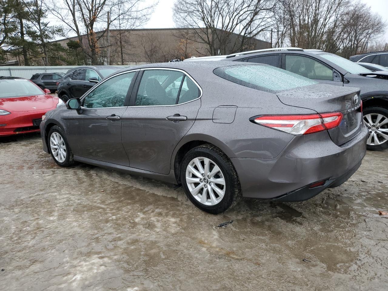 2018 TOYOTA CAMRY L - Image 2