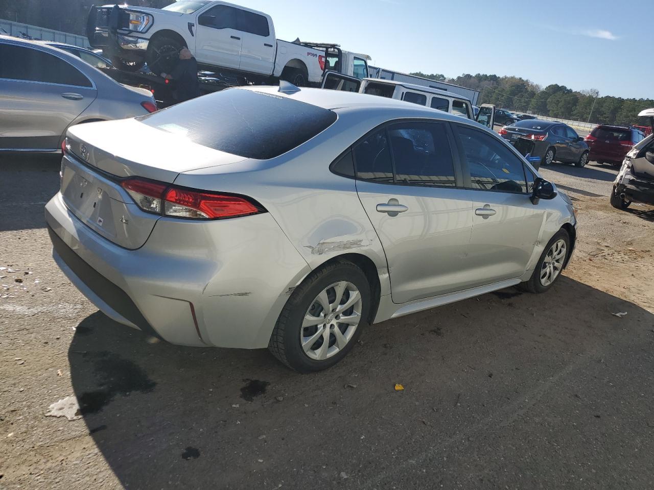 2020 TOYOTA COROLLA LE - Image 3