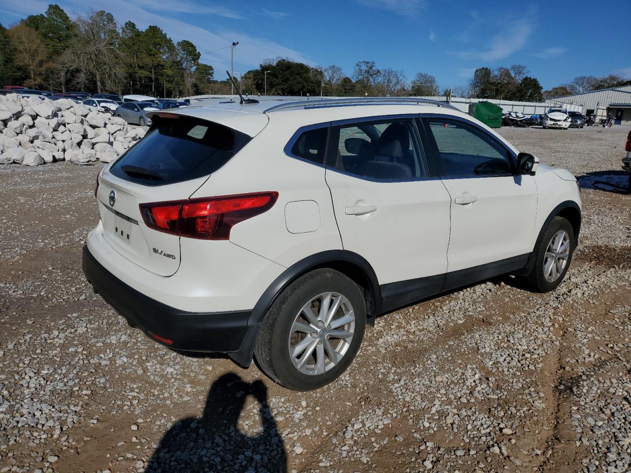 2017 NISSAN ROGUE SPOR - Image 3