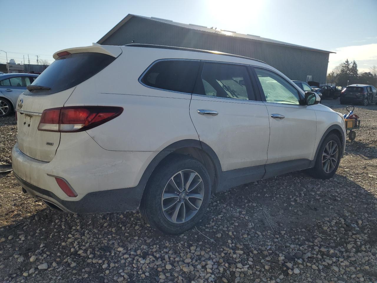 2017 HYUNDAI SANTA FE S - Фото 3