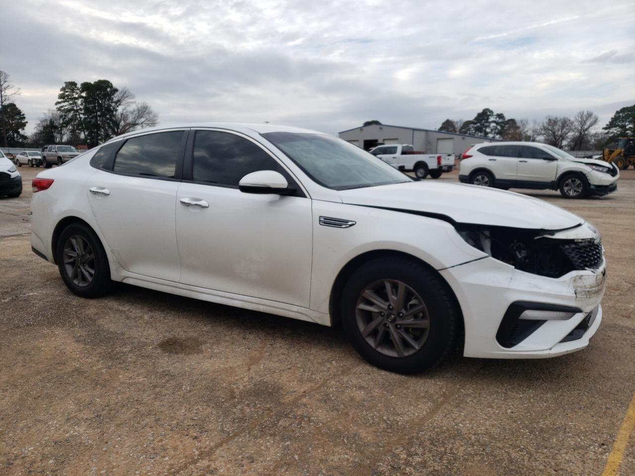 2020 KIA OPTIMA LX - Image 4