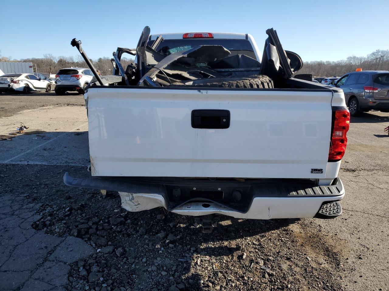 2017 CHEVROLET SILVERADO - Image 6