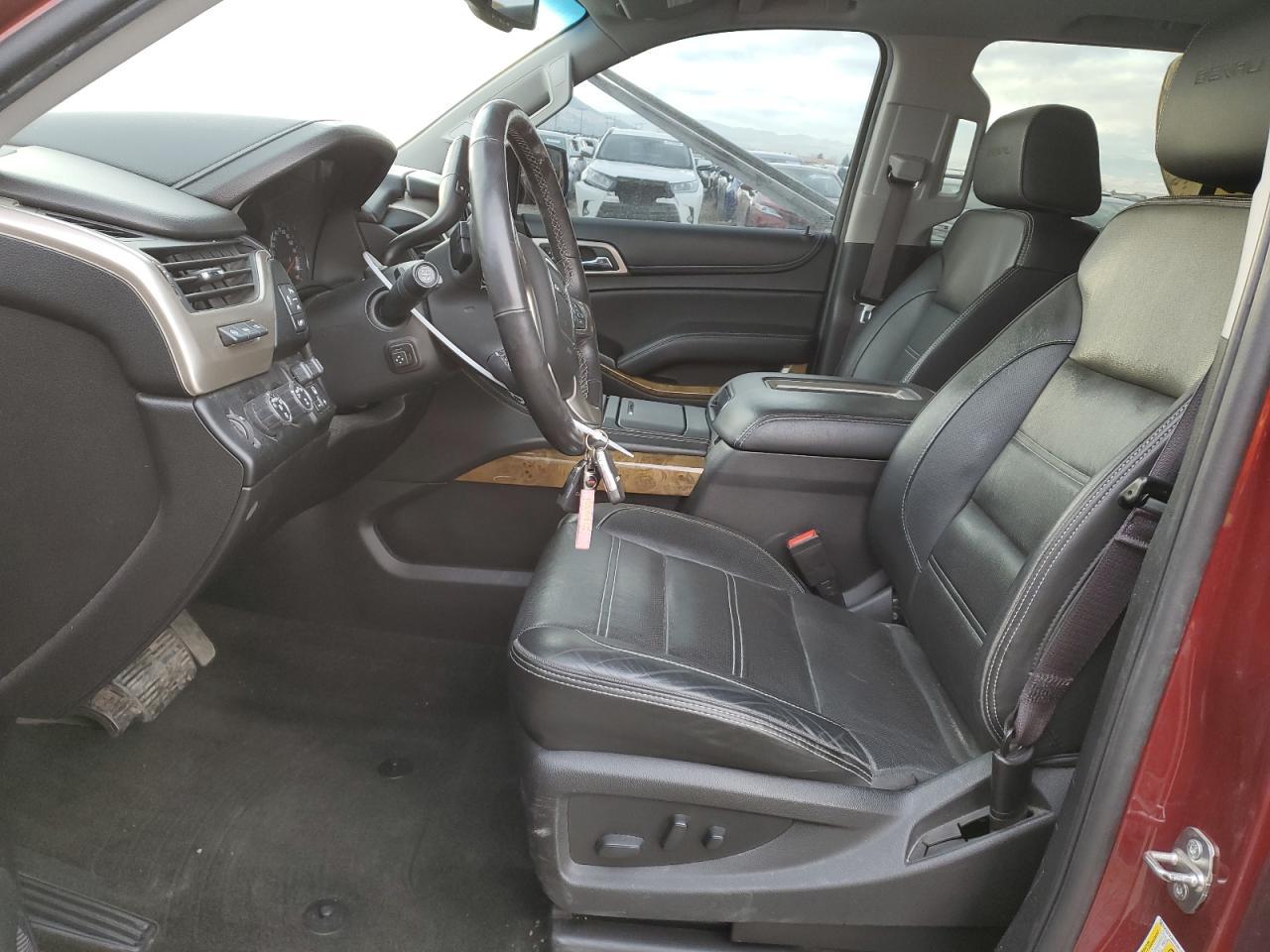 2017 GMC YUKON DENA - Фото 7