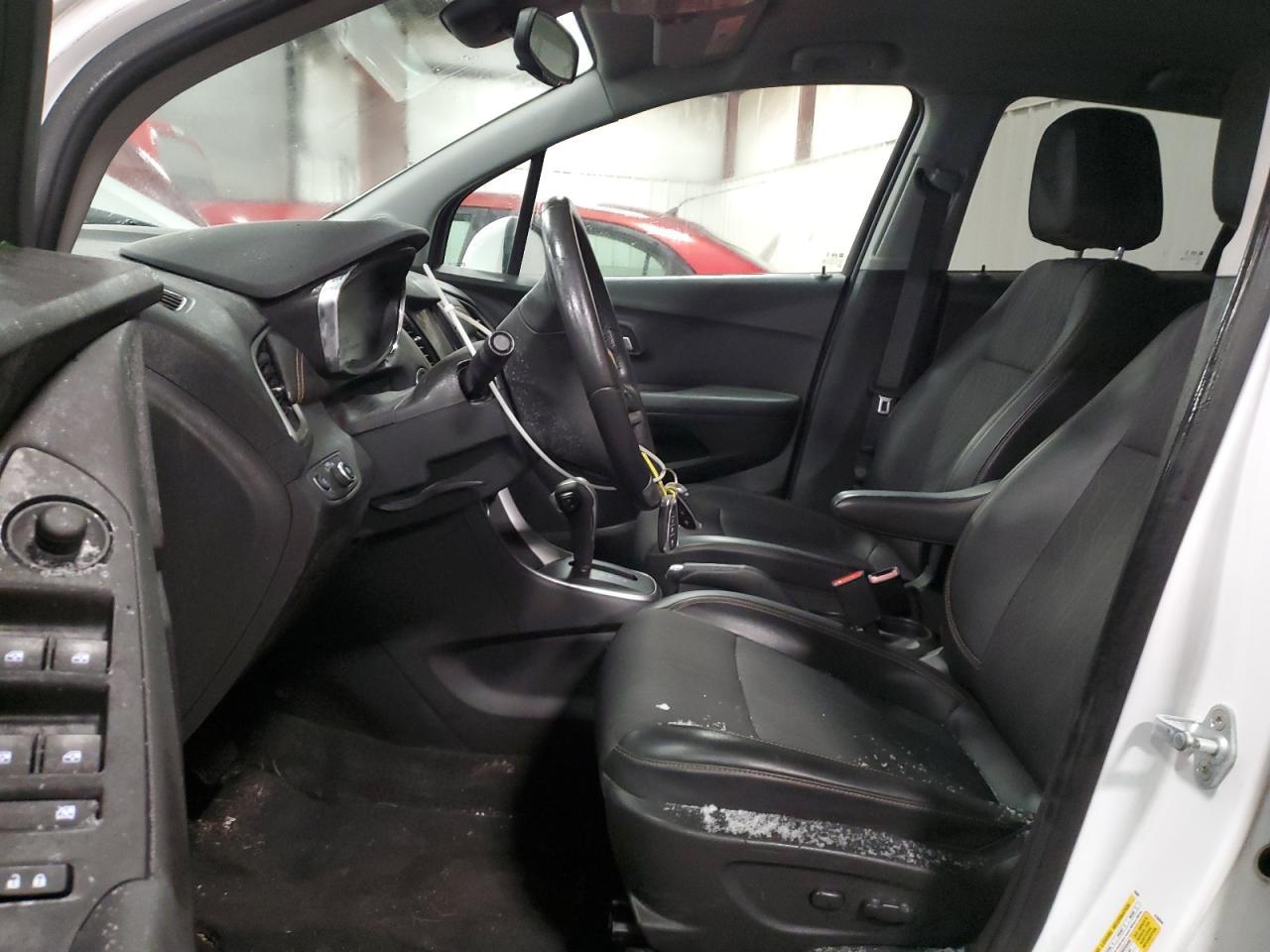 2019 CHEVROLET TRAX 1LT - Image 7