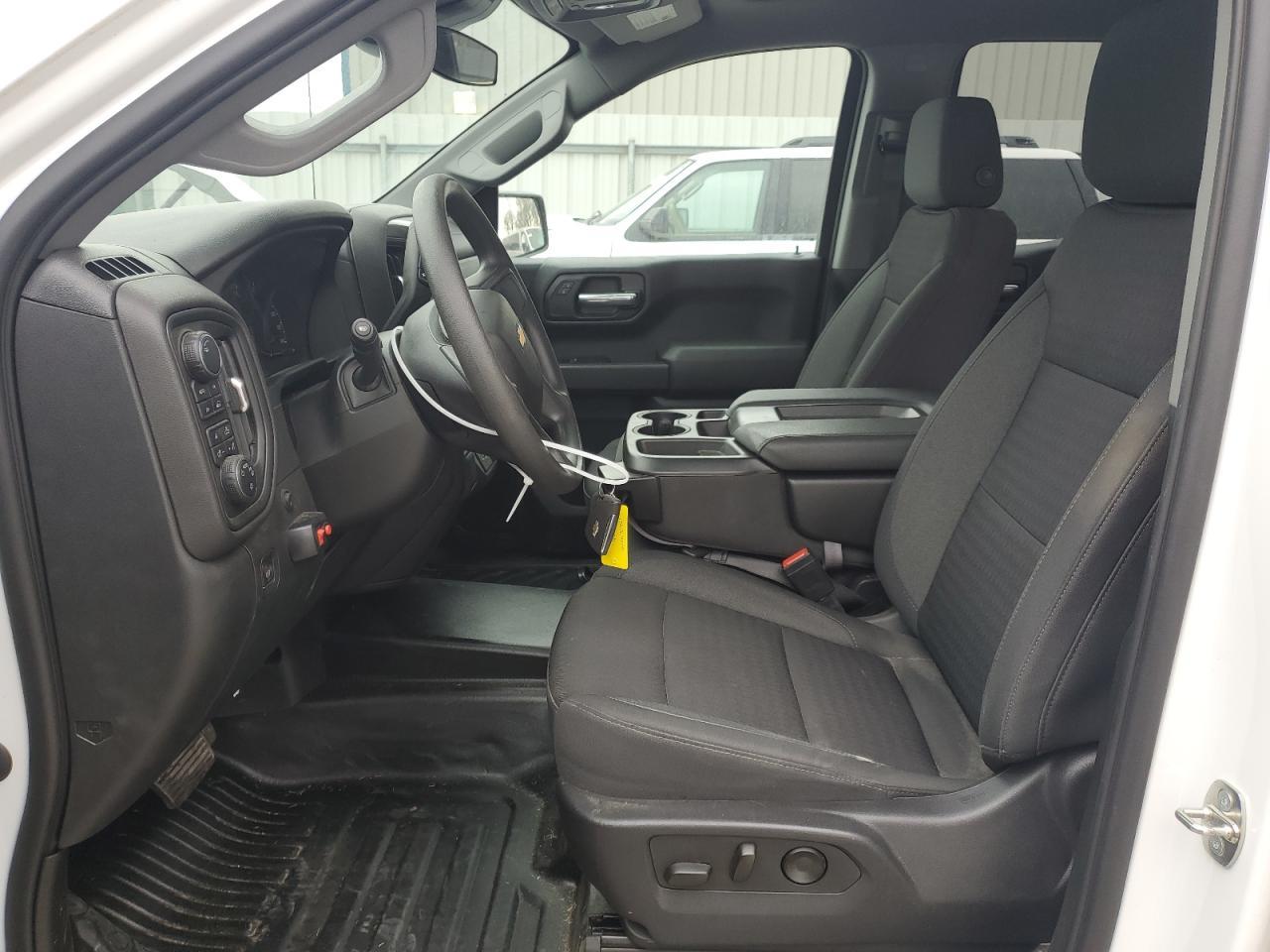 2023 CHEVROLET SILVERADO - Фото 7