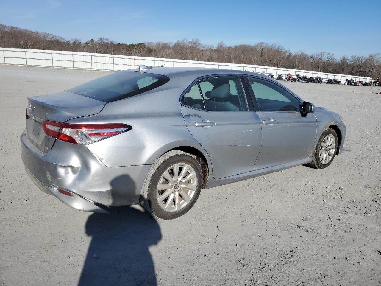 2019 TOYOTA CAMRY L - Image 3