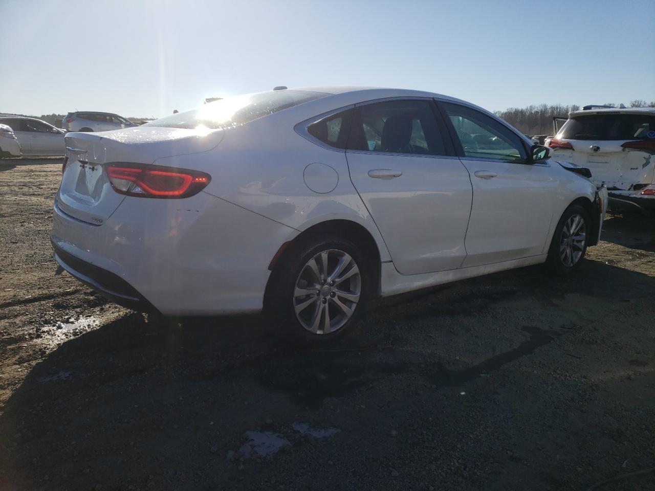 2015 CHRYSLER 200 LIMITE - Image 3