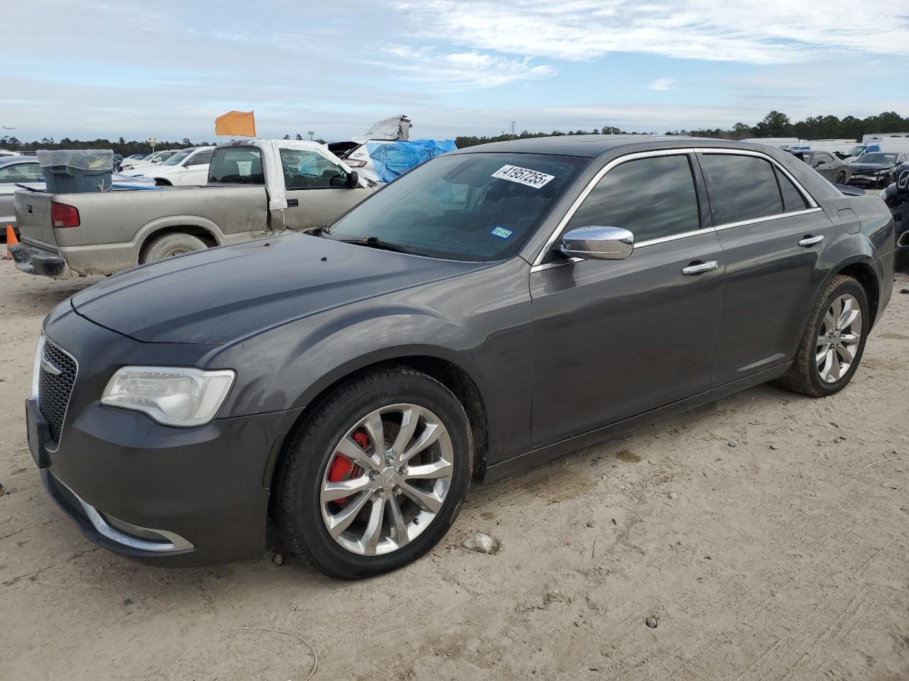 2019 CHRYSLER 300 LIMITE car image