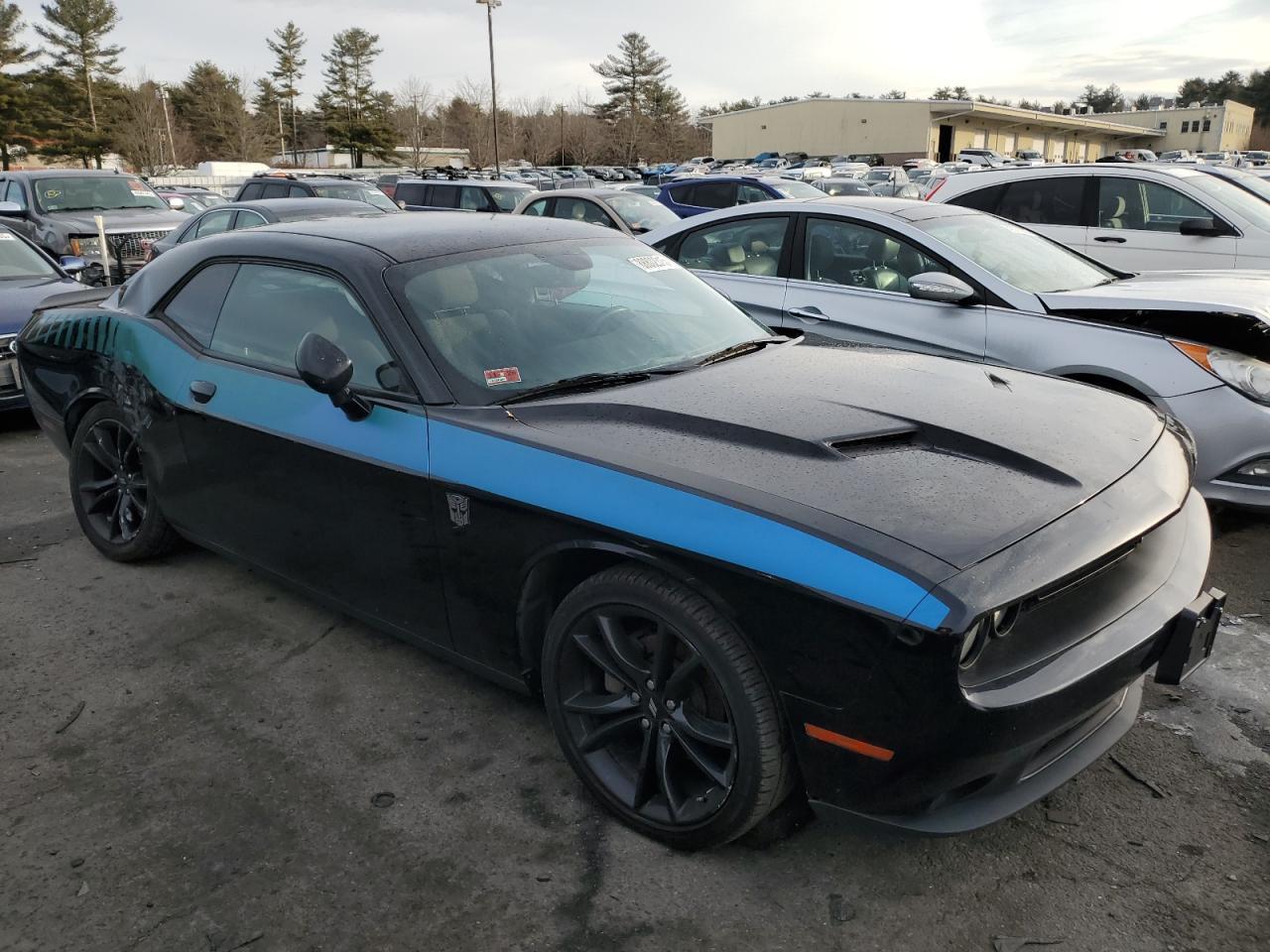 2017 DODGE CHALLENGER - Image 4