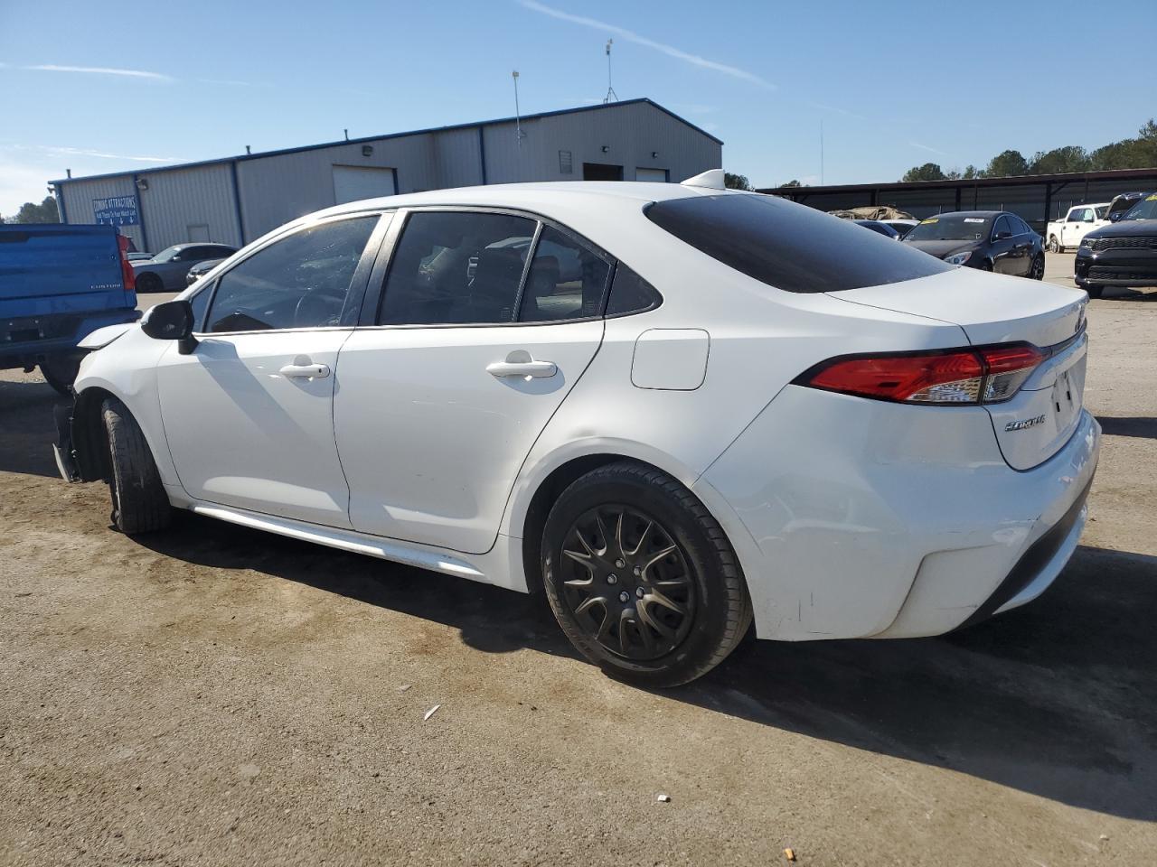 2020 TOYOTA COROLLA LE - Image 2