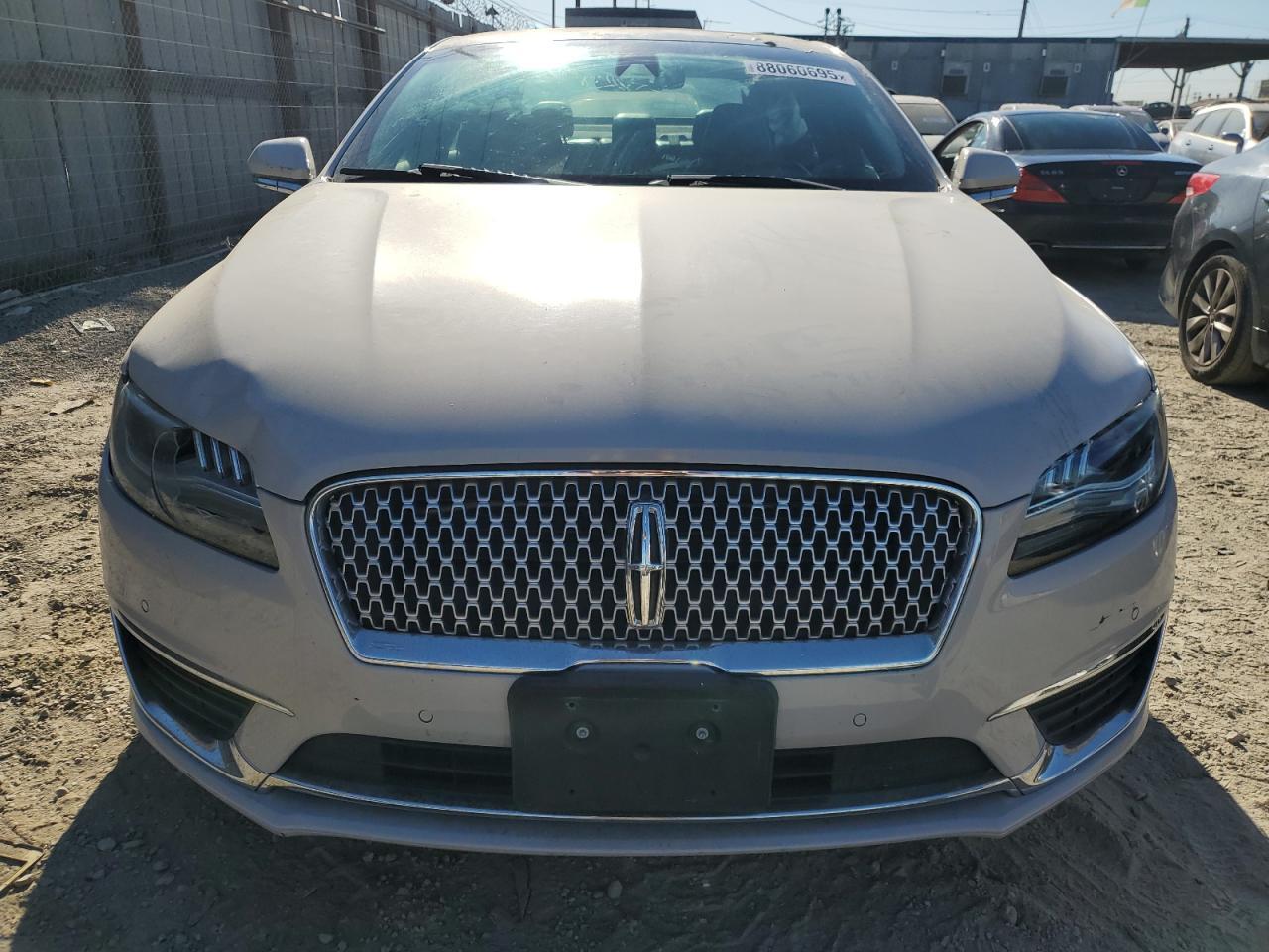 2019 LINCOLN MKZ RESERV - Image 5