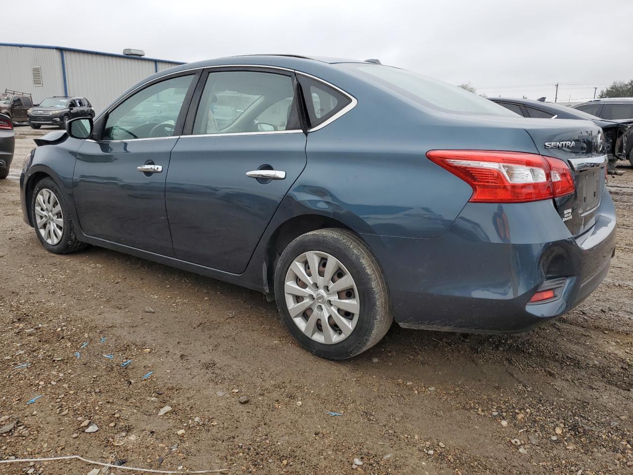 2017 NISSAN SENTRA S - Фото 2