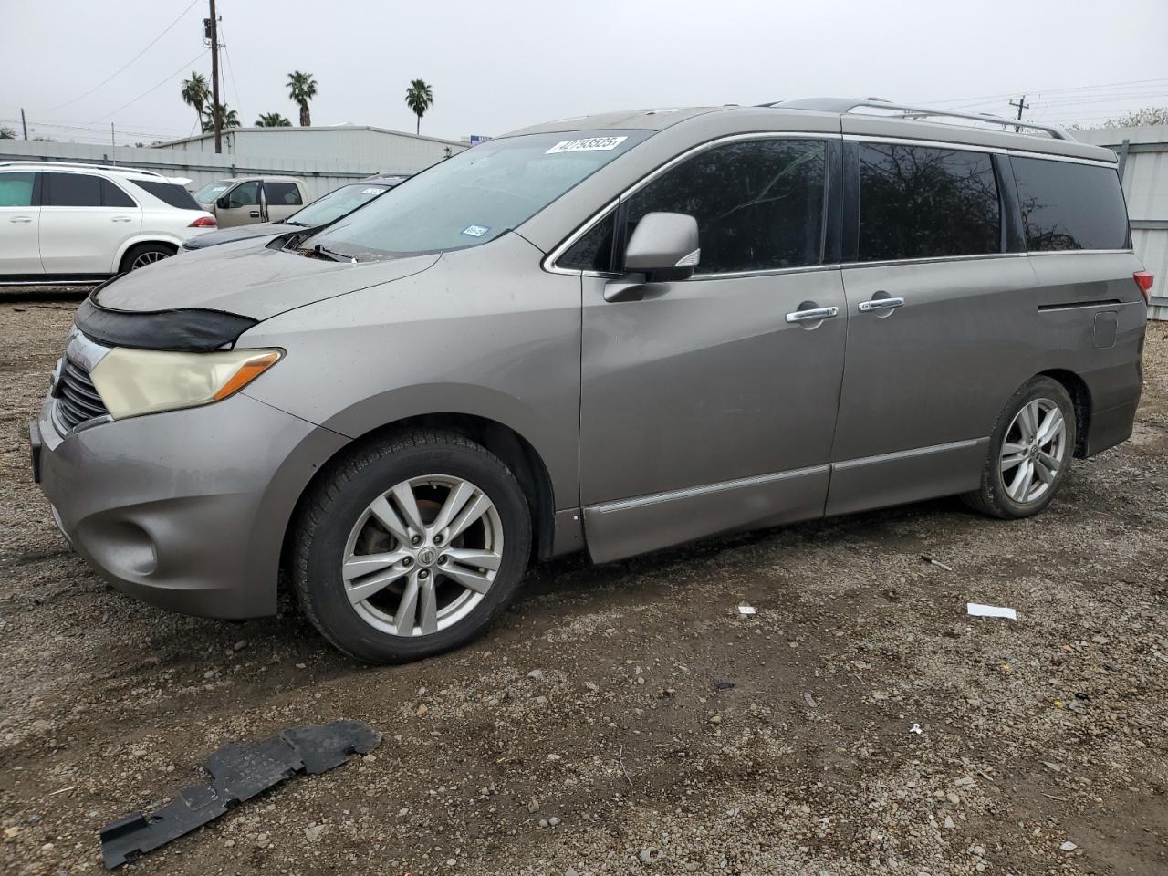 2013 NISSAN QUEST S