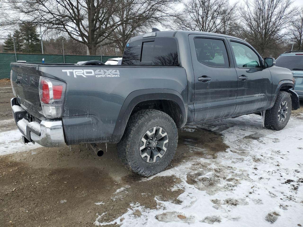 2023 TOYOTA TACOMA DOU - Фото 3