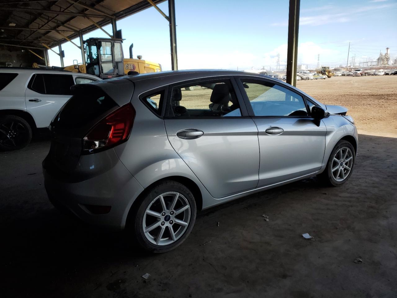 2019 FORD FIESTA SE - Image 3