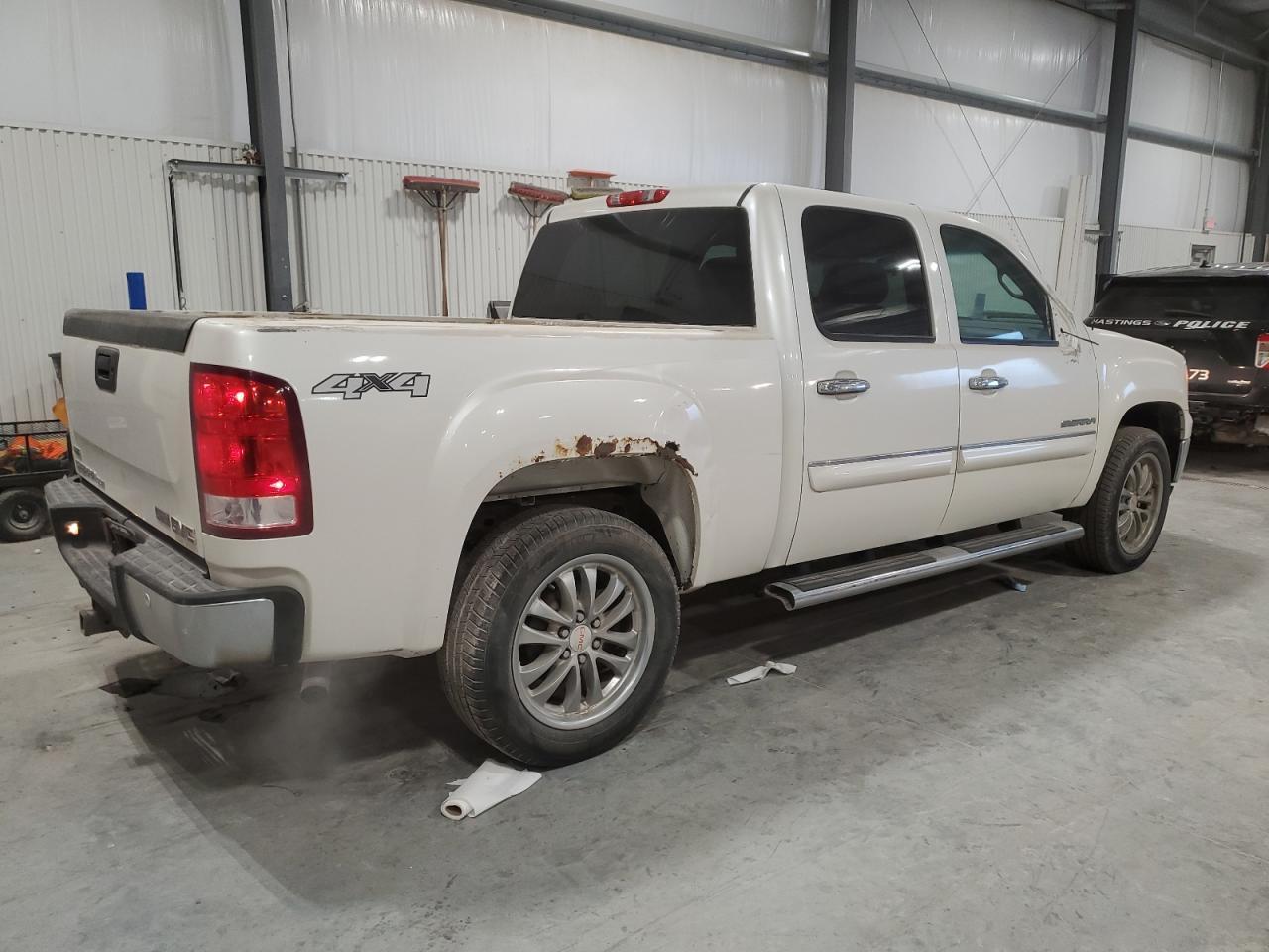 2011 GMC SIERRA K15 - Image 3