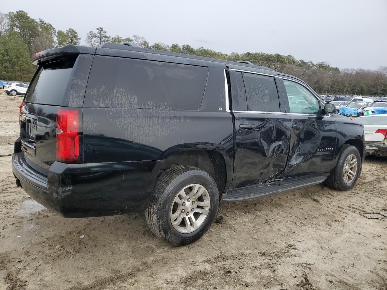 2016 CHEVROLET SUBURBAN K - Фото 3