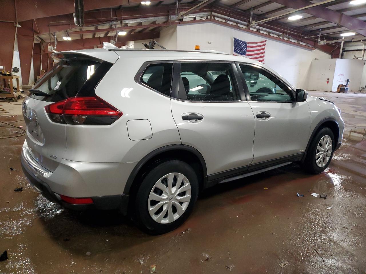 2017 NISSAN ROGUE SV - Image 3
