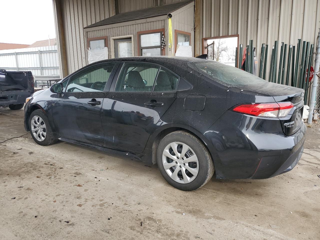 2022 TOYOTA COROLLA LE - Фото 2