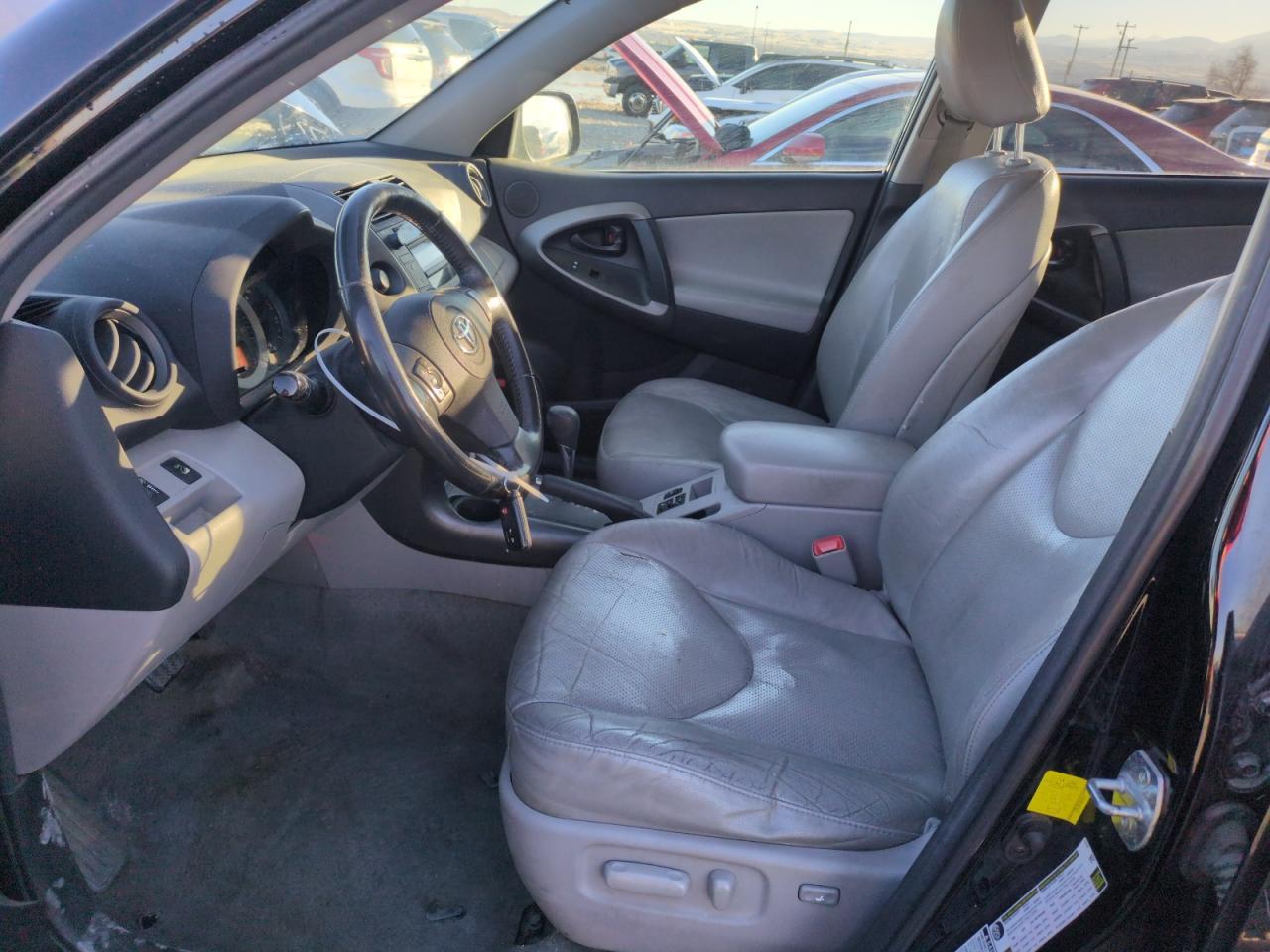 2011 TOYOTA RAV4 LIMIT - Фото 7
