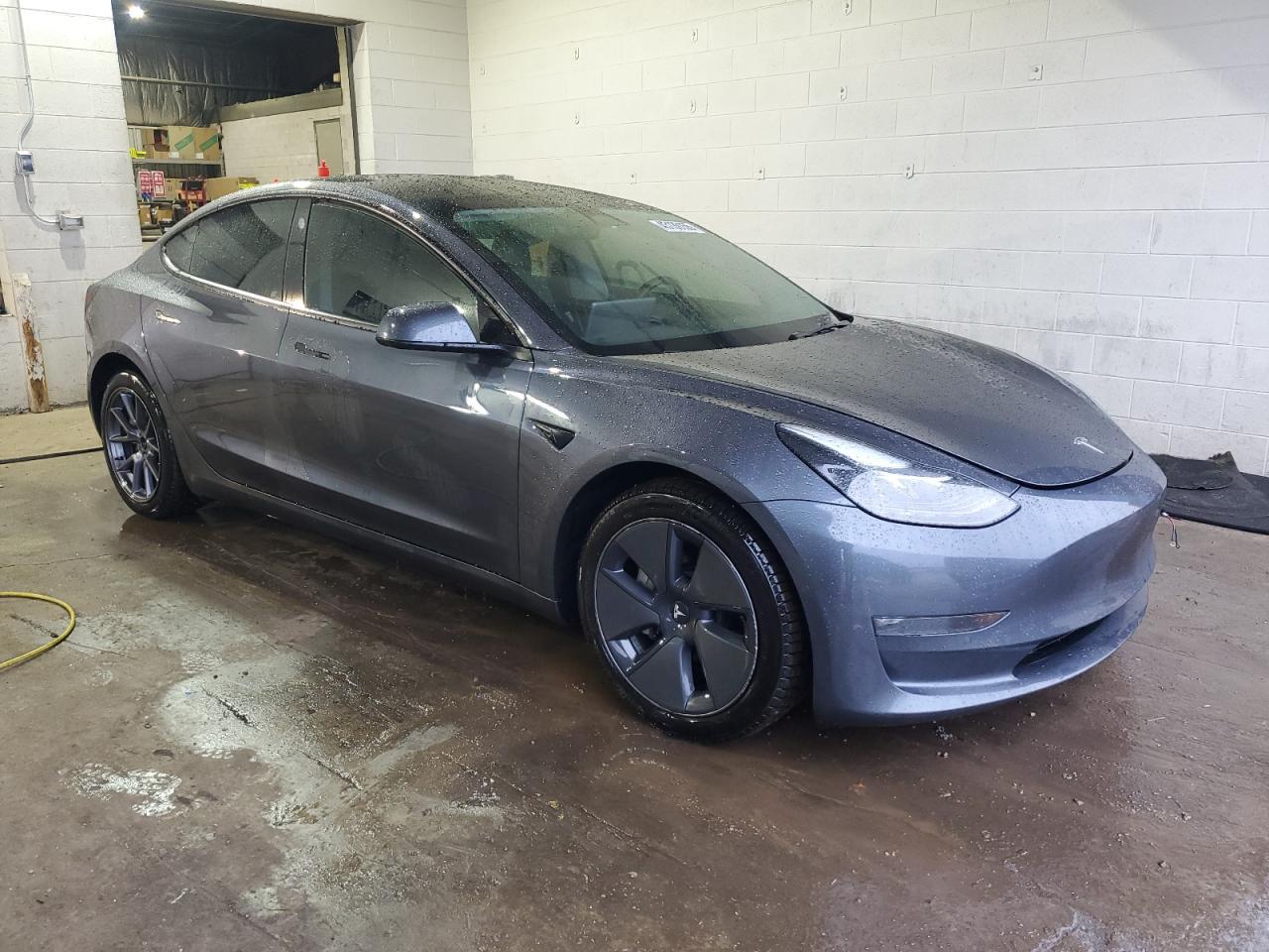 2022 TESLA MODEL 3 - Image 4