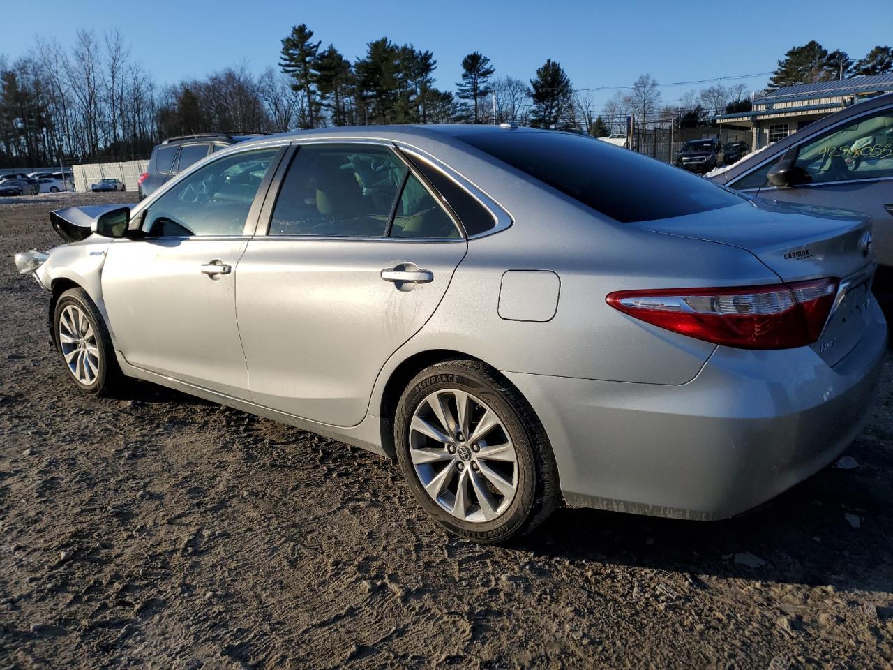 2016 TOYOTA CAMRY HYBR - Фото 2