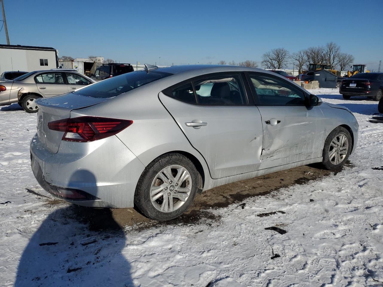2019 HYUNDAI ELANTRA SE - Фото 3