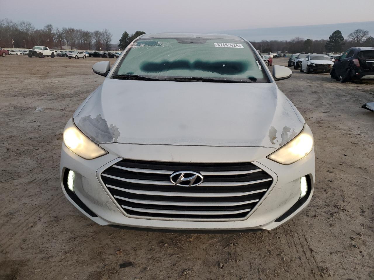 2017 HYUNDAI ELANTRA SE - Фото 5