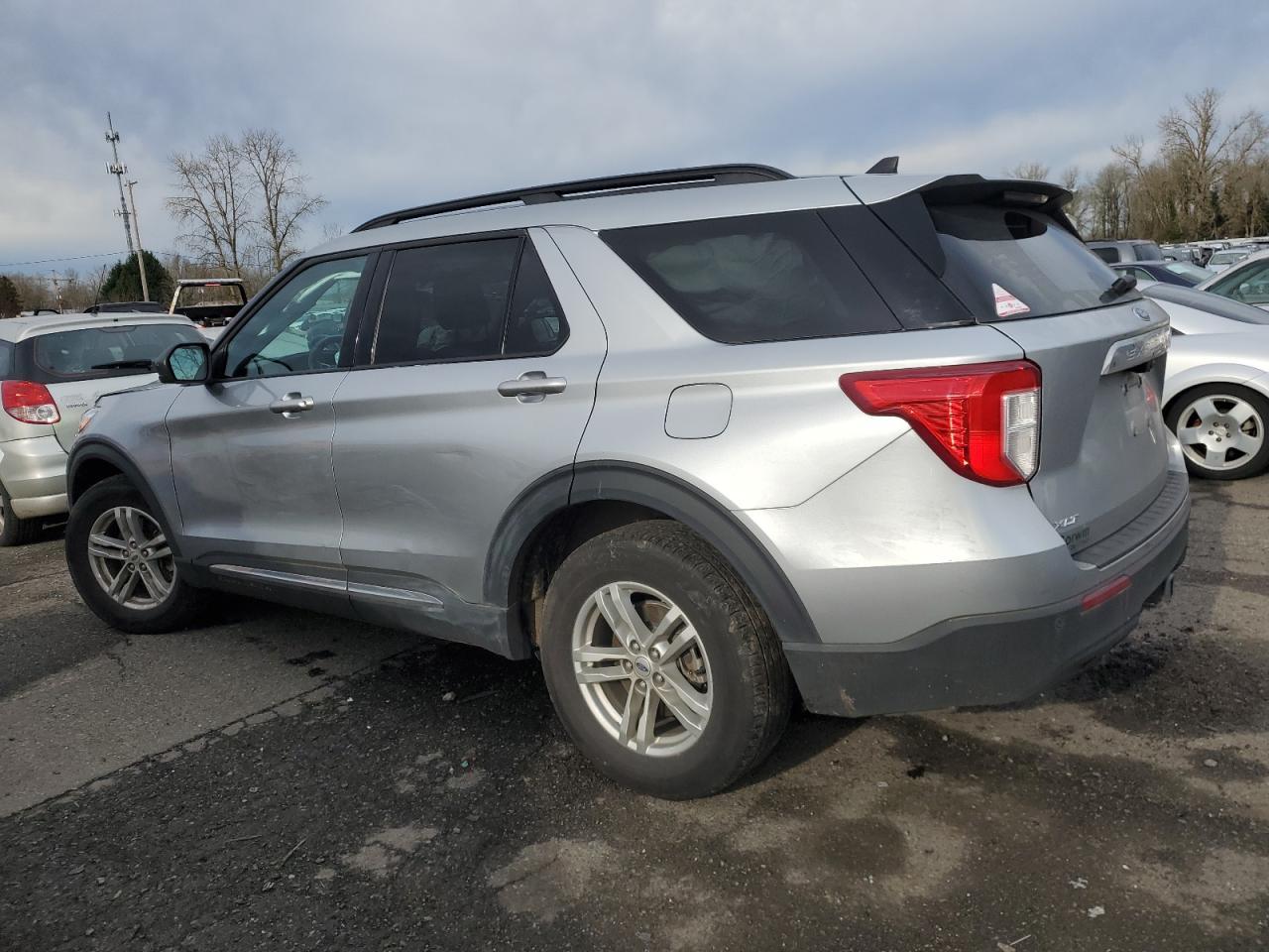 2022 FORD EXPLORER X - Image 2