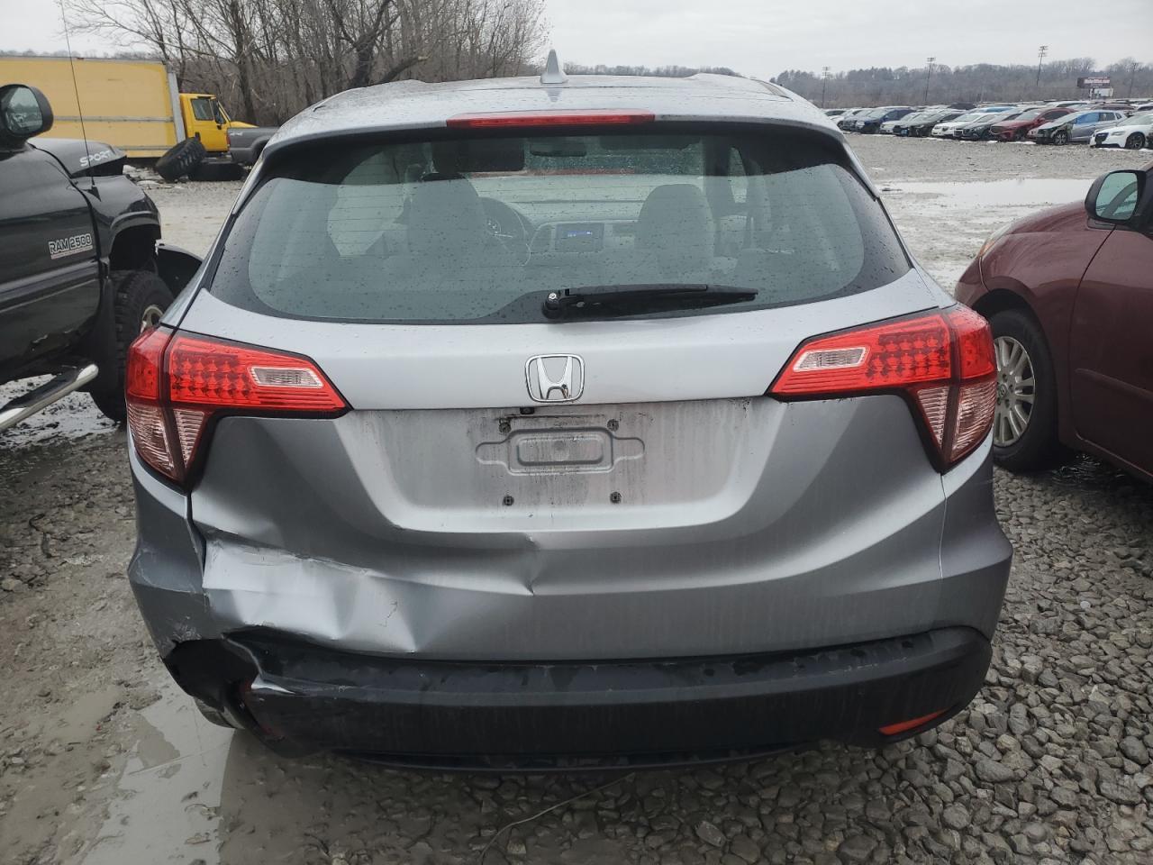 2018 HONDA HR-V LX - Фото 6