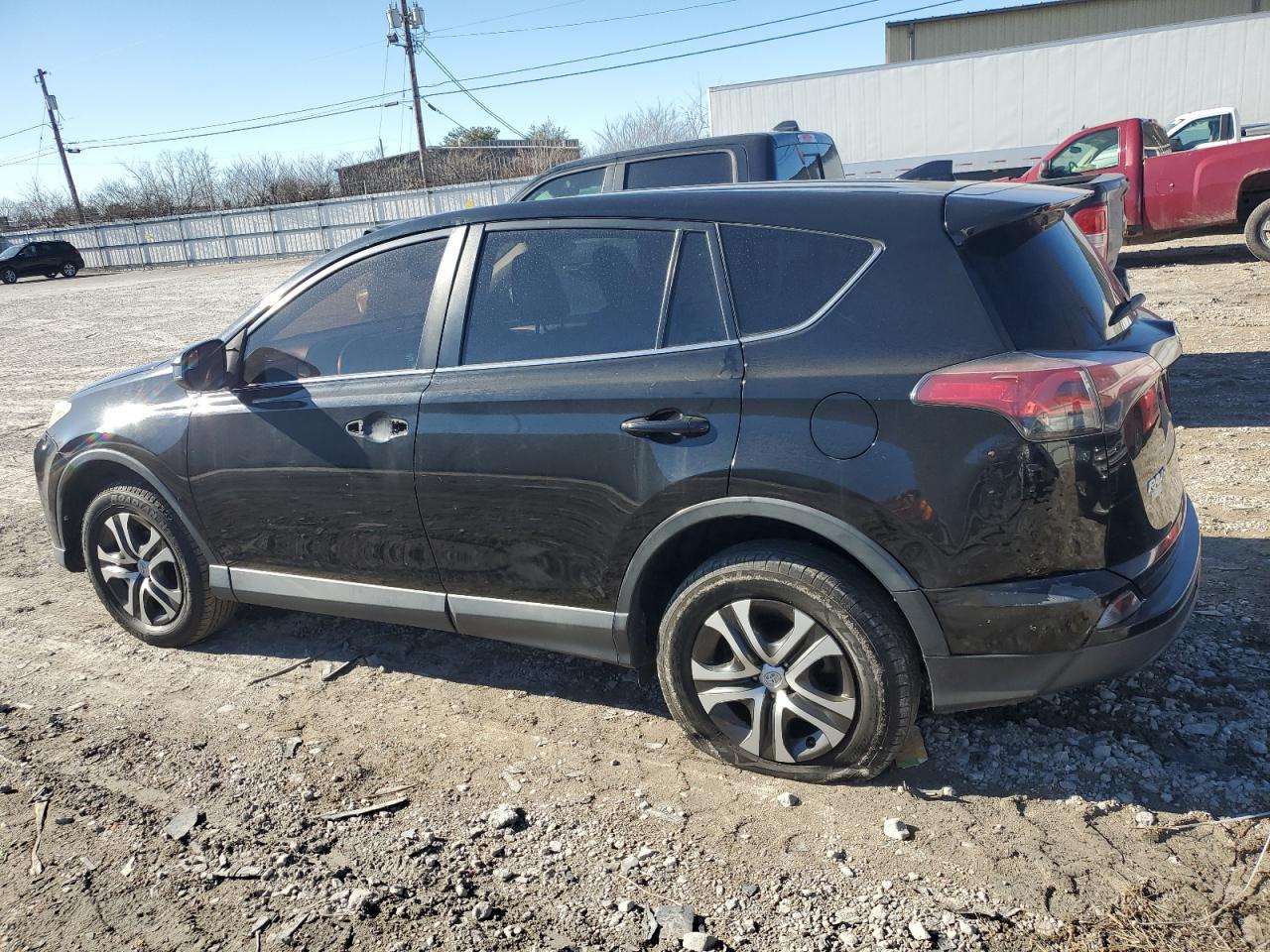 2018 TOYOTA RAV4 LE - Фото 2