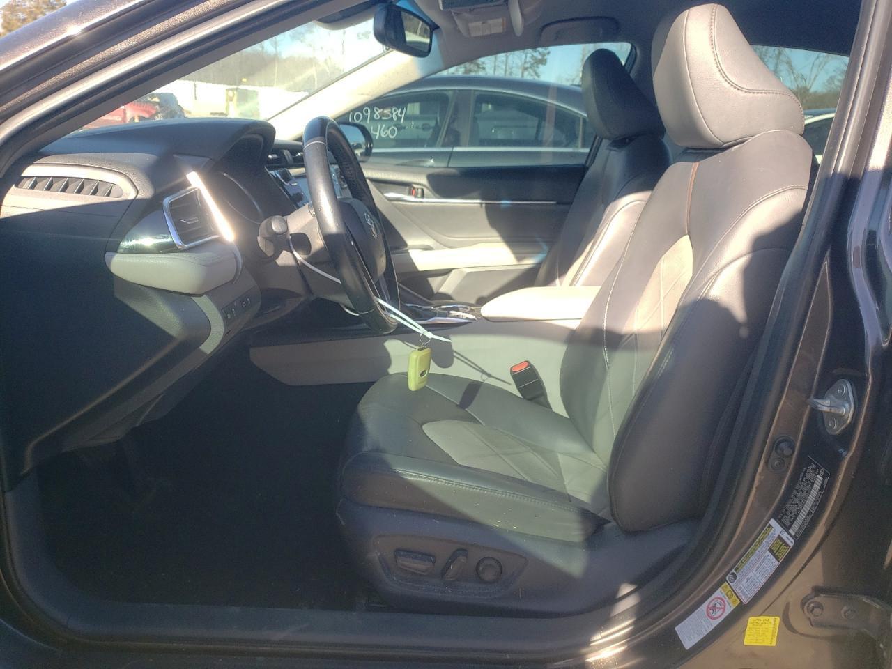 2018 TOYOTA CAMRY L - Image 7