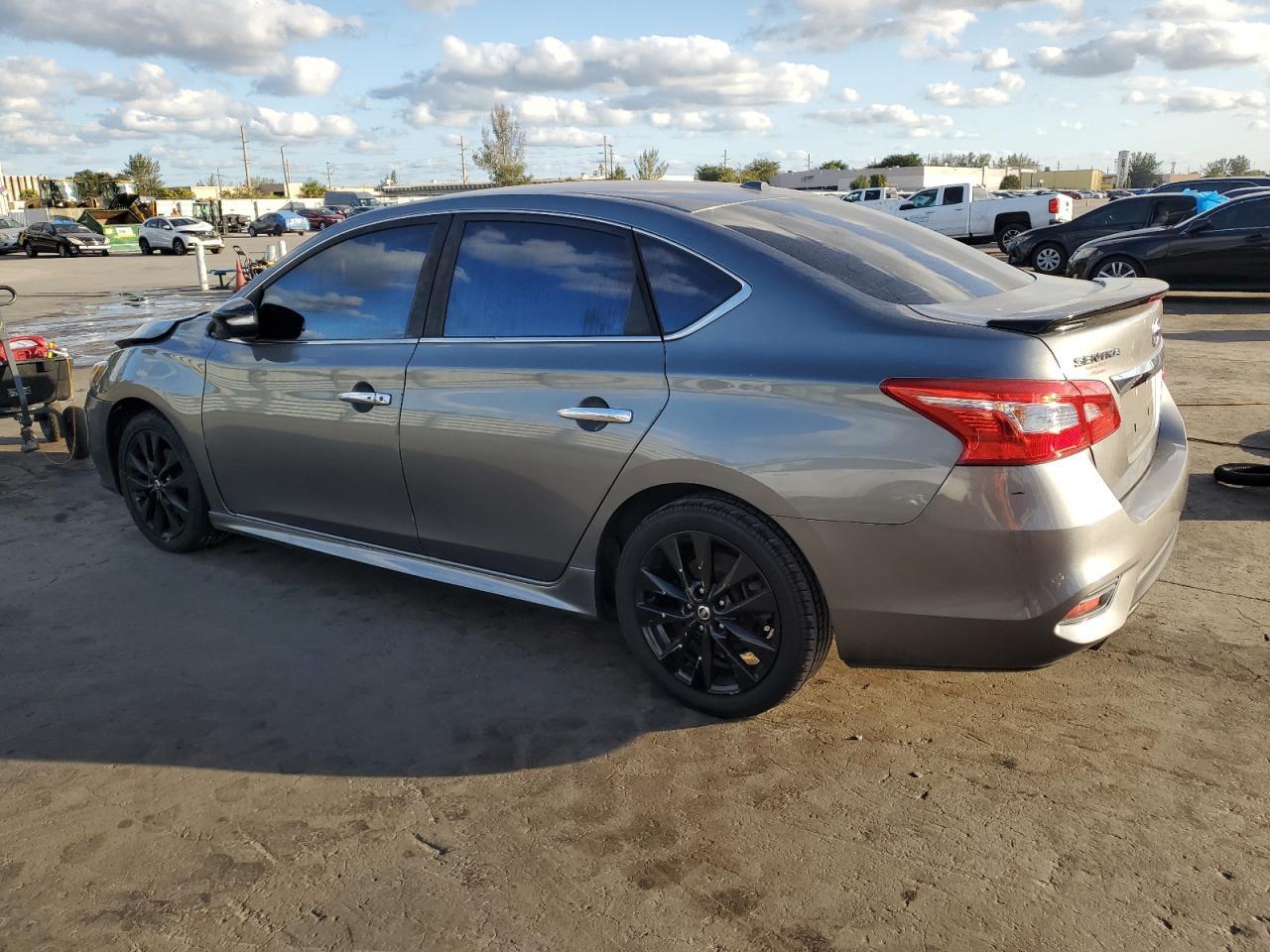 2017 NISSAN SENTRA S - Фото 2