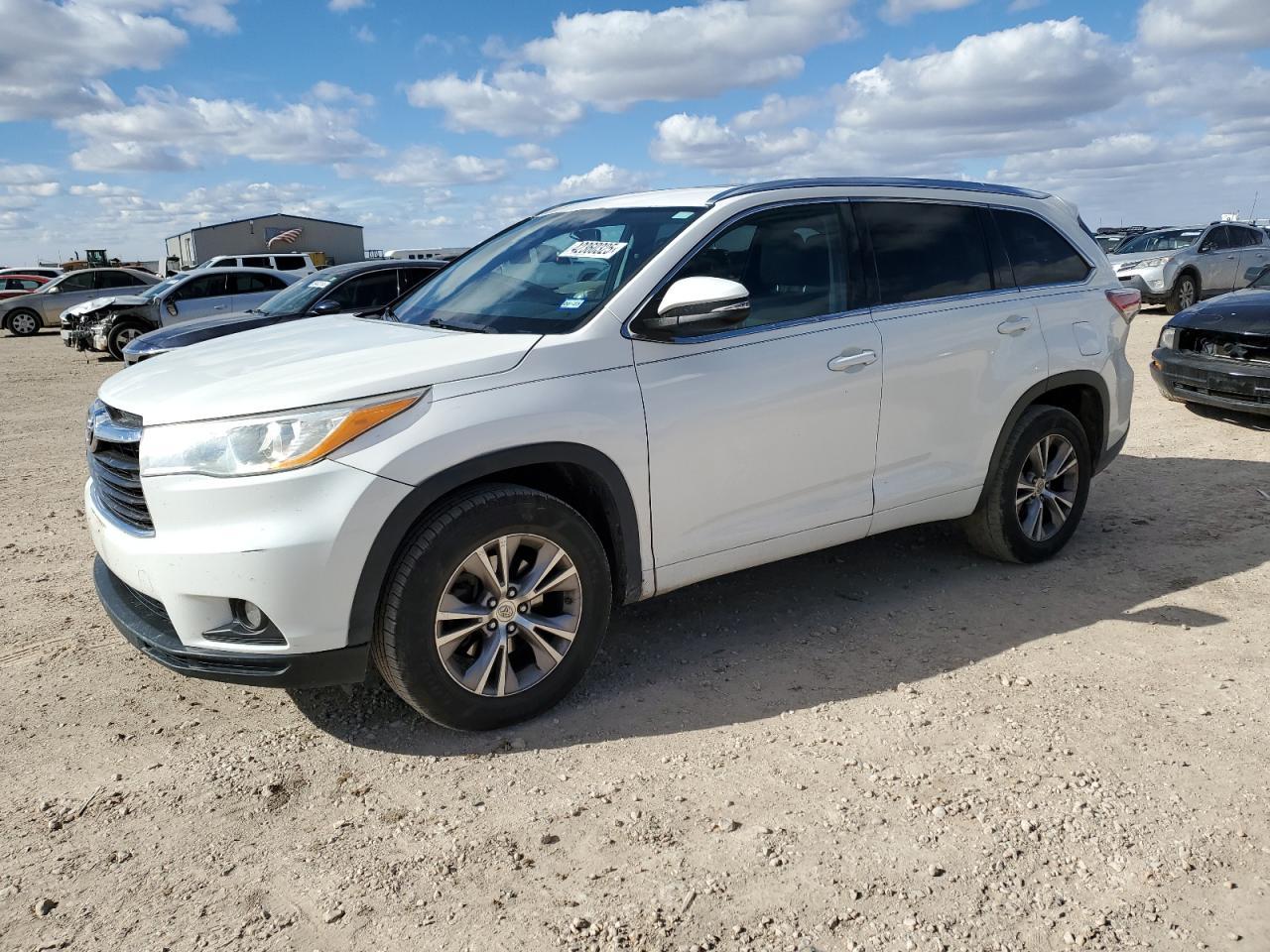 2014 TOYOTA HIGHLANDER